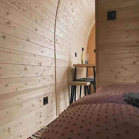 Goscin Nad Drawa Glamping Hotel Drawno Exterior photo